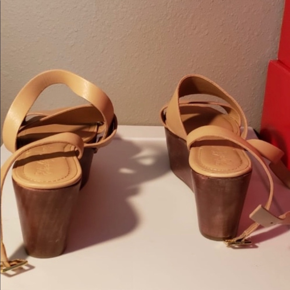 Fashion shoes ( Authentic )